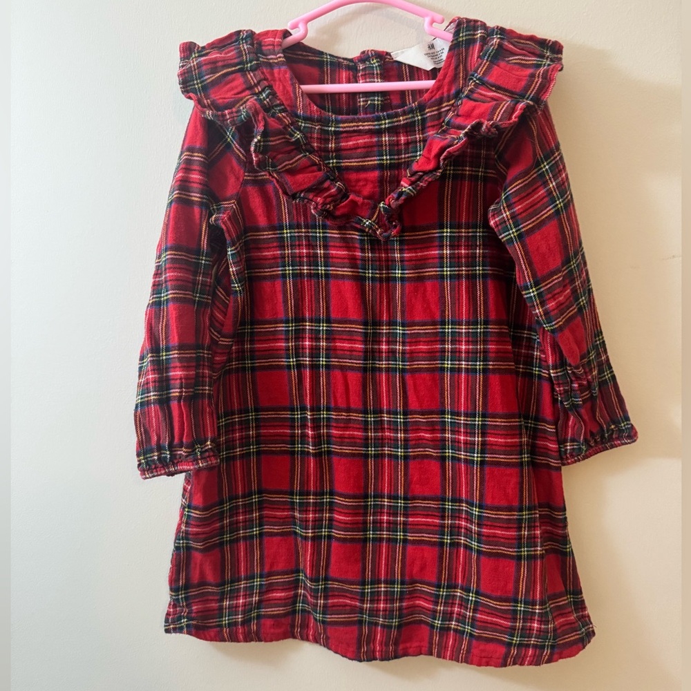 H&M HOLIDAY PERFECT Red Plaid Flannel Dress with Ruffle front, size 5T